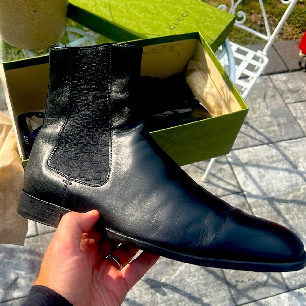 Gucci Chelsea Boots - Black